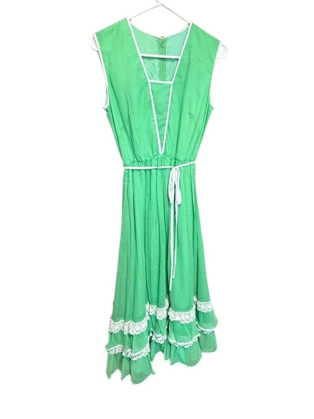 Green Sleeveless Boho Maxi Dress with White Trim